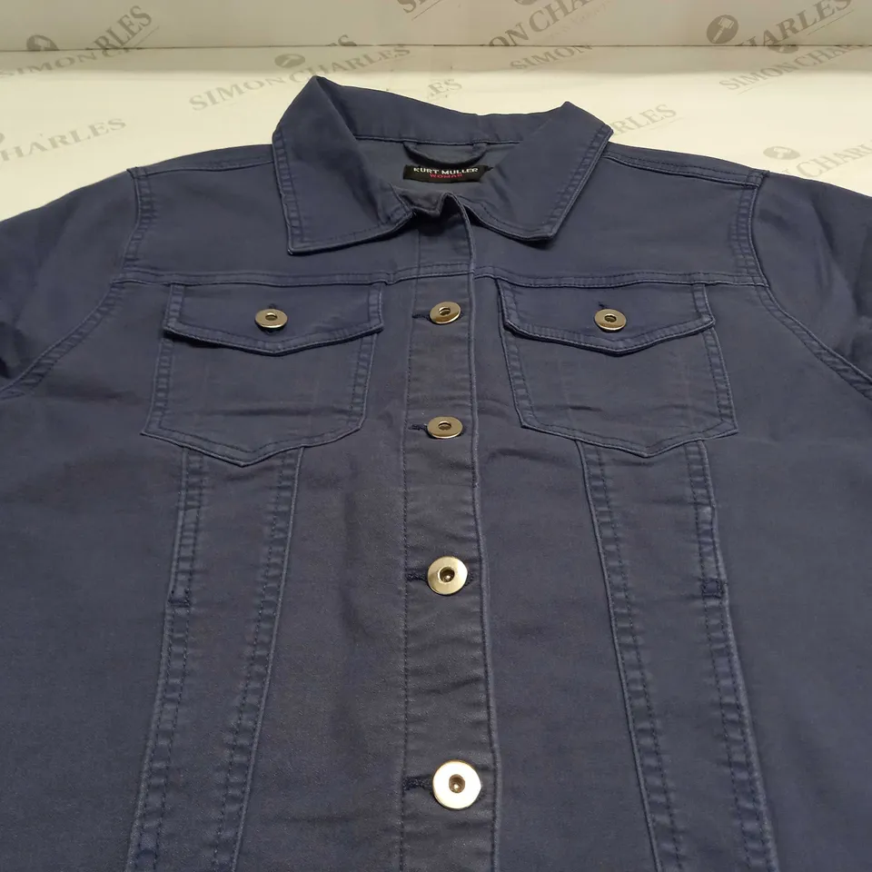 KURT MULLER WOMAN CROP FAUX DENIM JACKET IN NAVY - UK 16