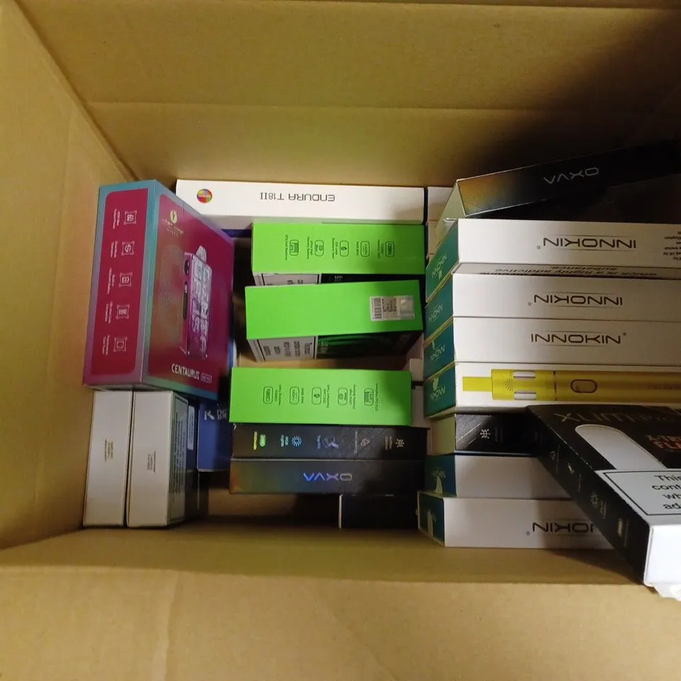 APPROXIMATELY 20 VAPES & E-CIGARETTES TO INCLUDE ENDURA T18-X, VAPORESSO LUKE XR MAX, XLIM PRO, ETC