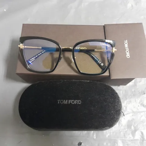 BOXED PAIR OF TOM FORD GLASSES IN BLACK AND GOLD