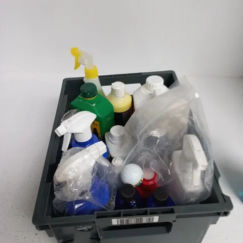 TOTE OF APPROXIMATELY 12 ASSORTED LIQUIDS TO INCLUDE: ELBOW GREASE GLASS CLEANER 