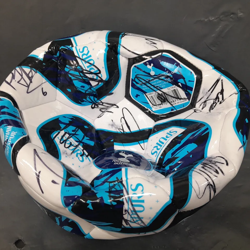 SIGNED TOTTENHAM HOTSPUR FOOTBALL