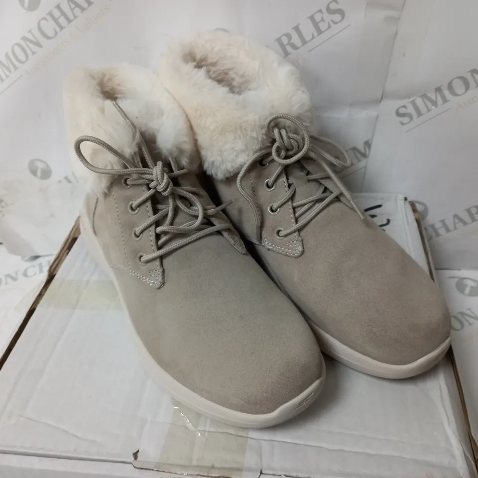 BOXED SKECHERS GO WALK STABILITY SUEDE BOOTS, TAUPE - SIZE 4