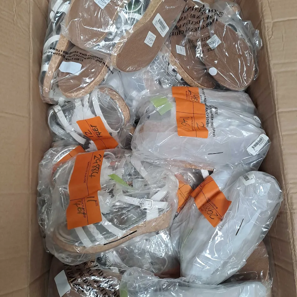 BOX OF APPROXIMATELY 12 PAIRS OF STRAPPY FLORAL SANDALS IN WHITE - VARIOUS SIZES