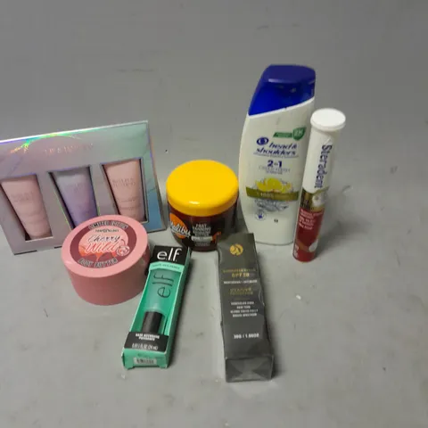 APPROXIMATELY 20 ASSORTED HEALTH & BEAUTY ITEMS TO INCLUDE - HEAD & SHOULDERS SHAMPOO, ELF POWER GRIP PRIMER AND SOAP & GLORY BODY BUTTER