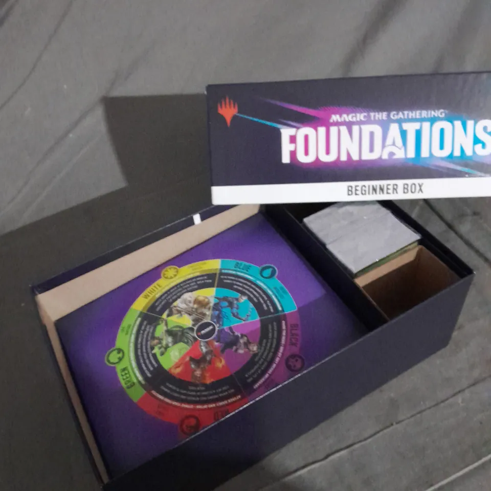 BOXED MAGIC THE GATHERING FOUNDATIONS BEGINNER BOX 