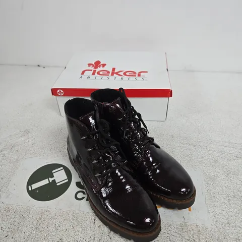 RIEKER WOMEN'S BURGUNDY PATENT LEATHER LACE-UP ANKLE BOOTS – UK 6.5 (EU 40)