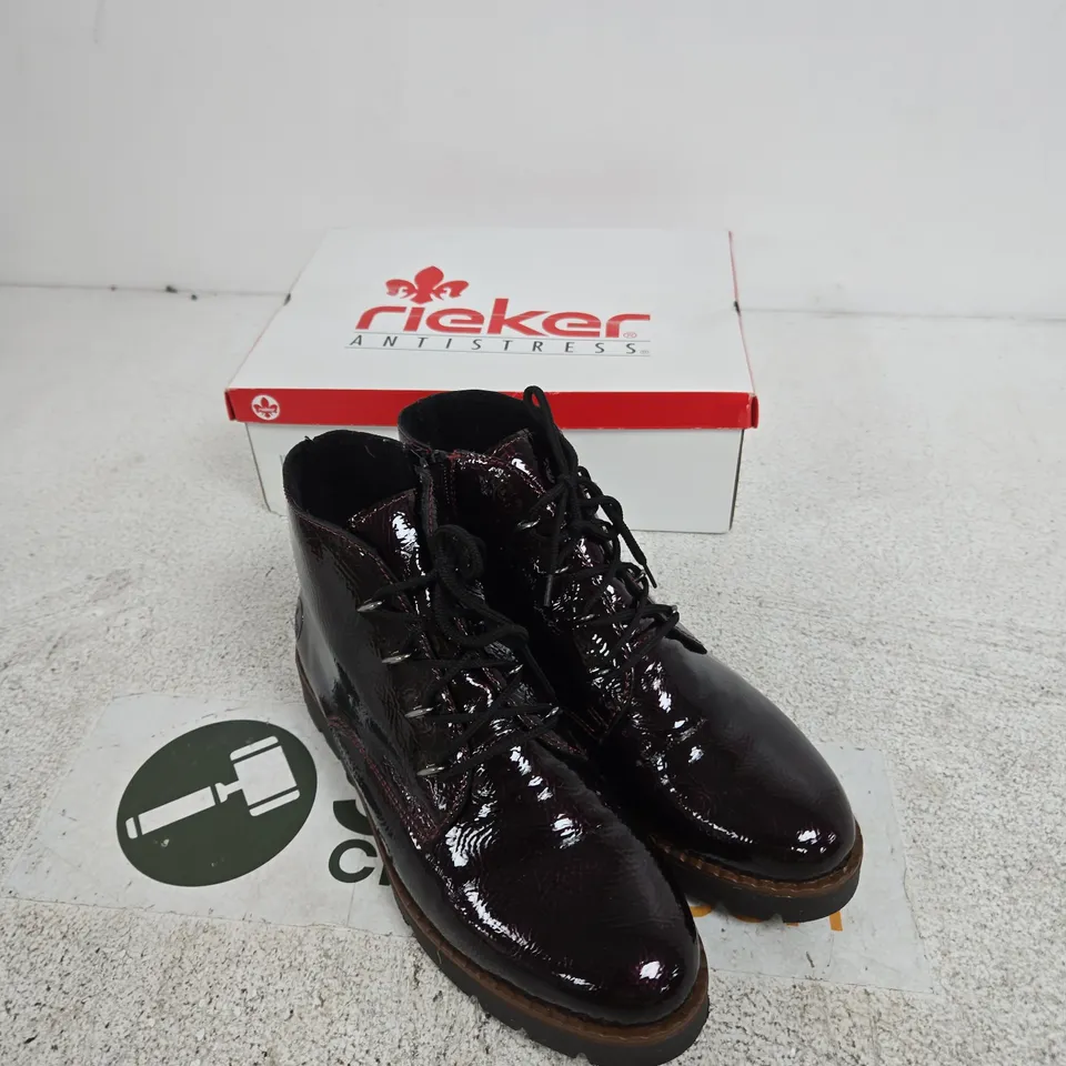 RIEKER WOMEN'S BURGUNDY PATENT LEATHER LACE-UP ANKLE BOOTS – UK 6.5 (EU 40)
