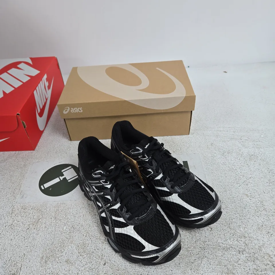 ASICS GEL-CUMULUS 16 RUNNING SHOES – BLACK/BLACK, US MEN’S 7 (EU 40) – BOXED