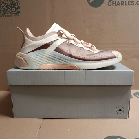 BOXED PAIR OF ADIDAS ASMC TRAINING DROPS TRAINERS IN NUDE/CREAM/CHOCOLATE SIZE UK 6.5