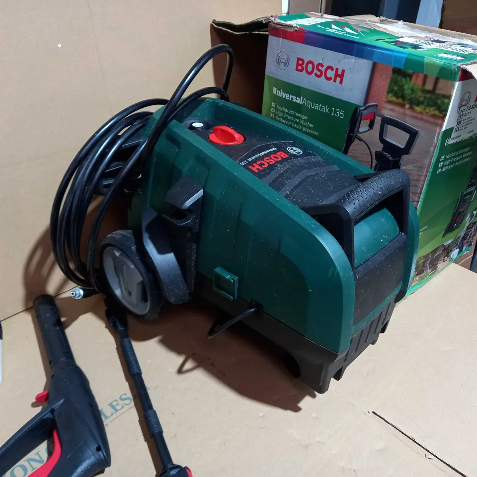 BOSCH UNIVERSAL AQUATAK 135 PRESSURE WASHER