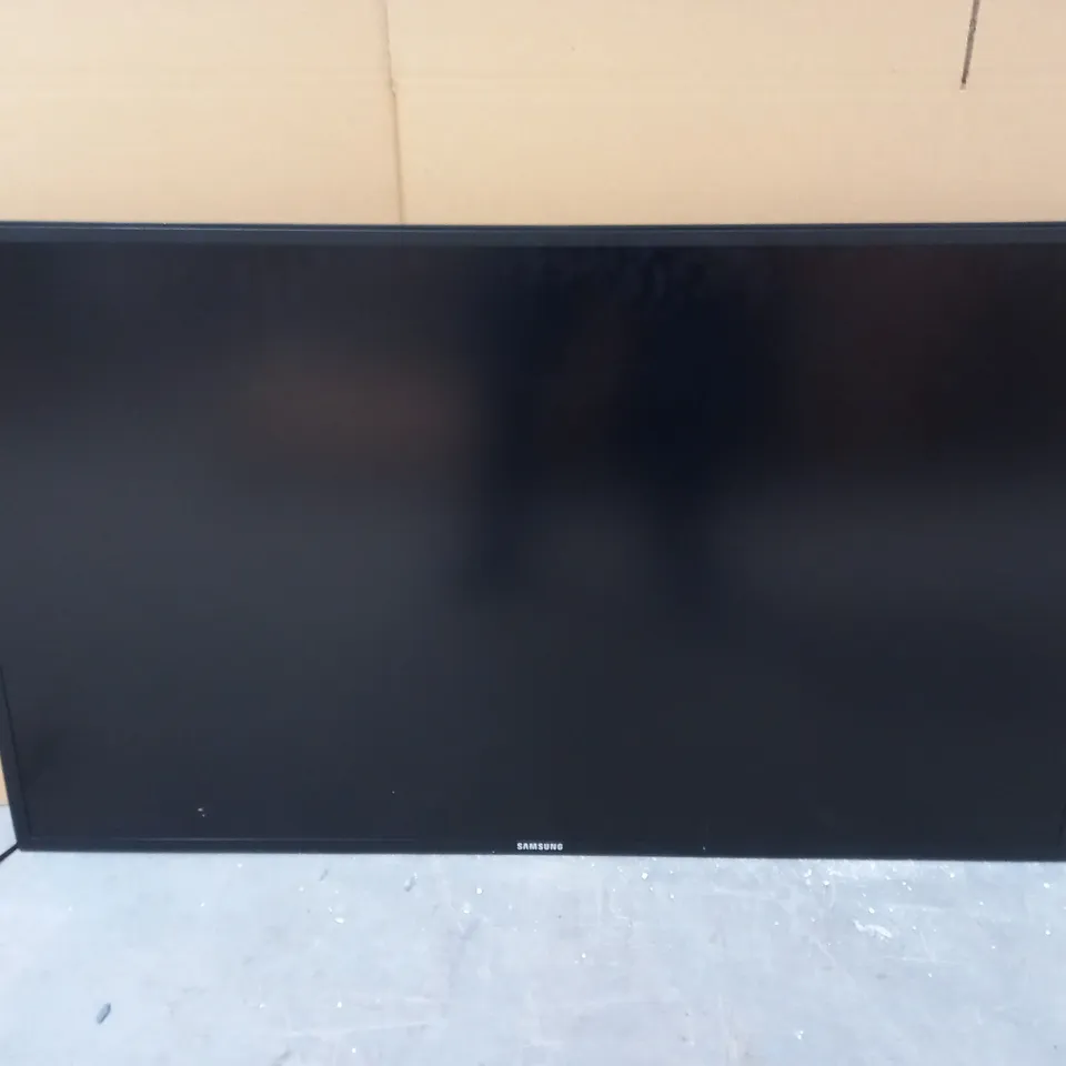 SAMSUNG DE46PS MONITOR; 46 INCH IN BLACK - COLLECTION ONLY