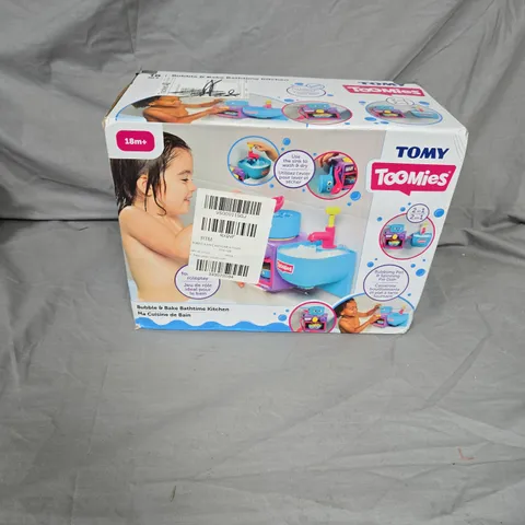 TOMY TOOMIES BUBBLE & BAKE BATHTIME KITCHEN - BOXED (18M+)