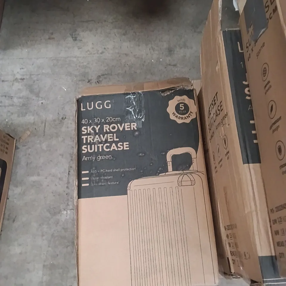 BOXED LUGG TRAVEL SUITCASE