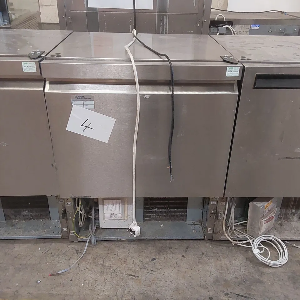 WILLIAMS H5UCR290R1 COMMERCIAL FRIDGE