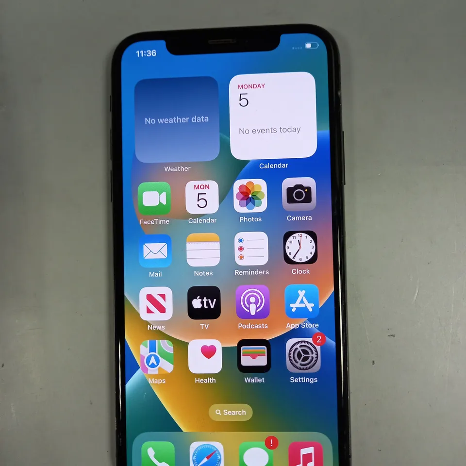 BOXED APPLE IPHONE XS SMARTPHONE 