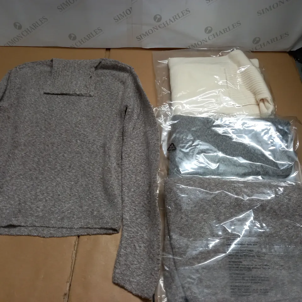 LOT OF APPROXIMATELY 30 AS NEW HIGH NECK JUMPERS - SIZE UNSPECIIFED
