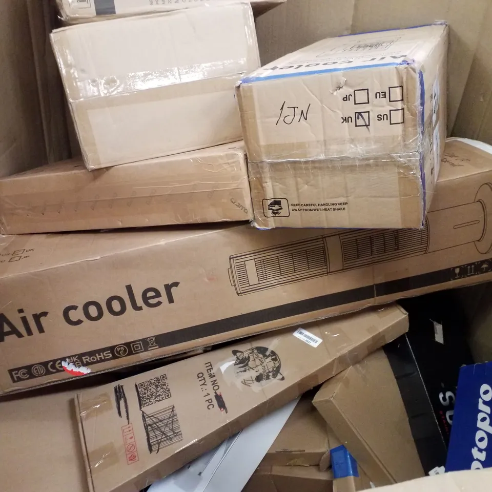 PALLET OF ASSORTED PRODUCTS INCLUDING AIR COOLER, TOILET SEAT, PEPPA PIG PLAY TENT, COFFEE TABLE, BLENDER