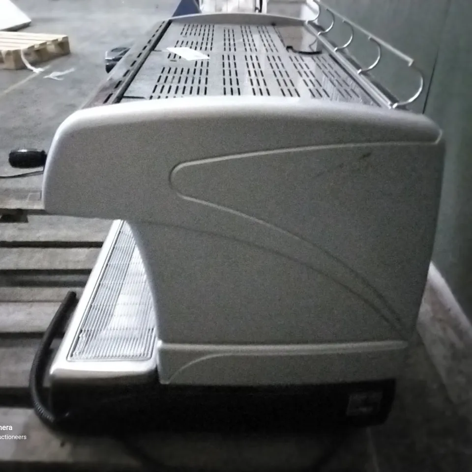 LA SPAZIALE S5 TRADITIONAL COFFEE MACHINE