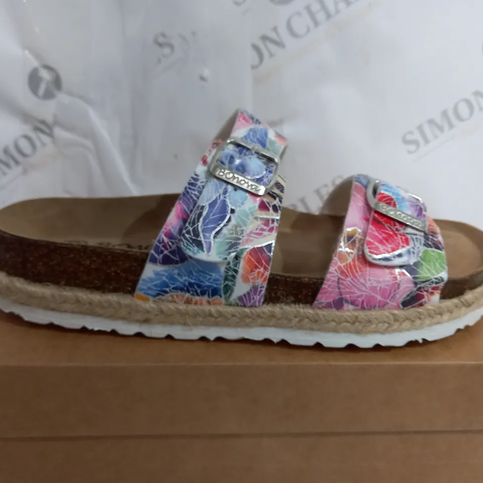 BONOVA FLORAL ESPADRILLE FOOTBED SANDAL - SIZE 7
