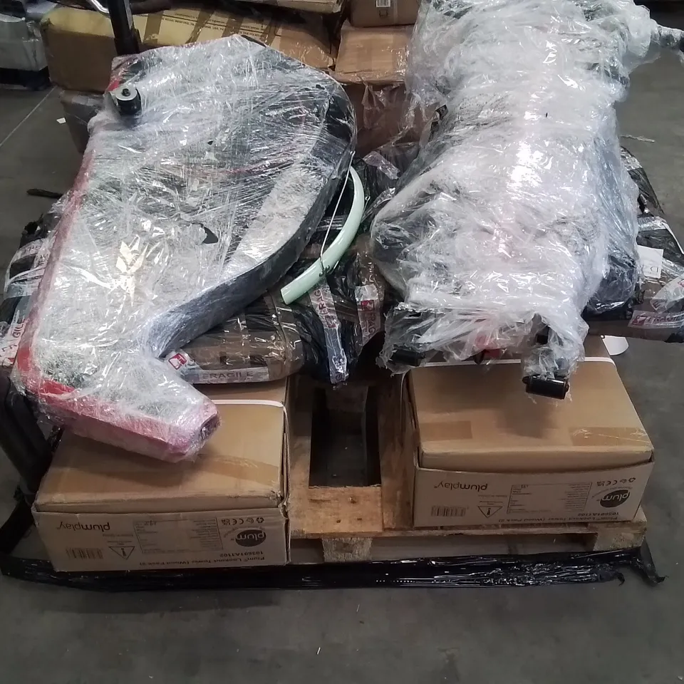 PALLET CONTAINING VARIOUS ASSORTED INCOMPLETE EXERCISE EQUIPMENT AND OTHER HOUSEHOLD ITEMS