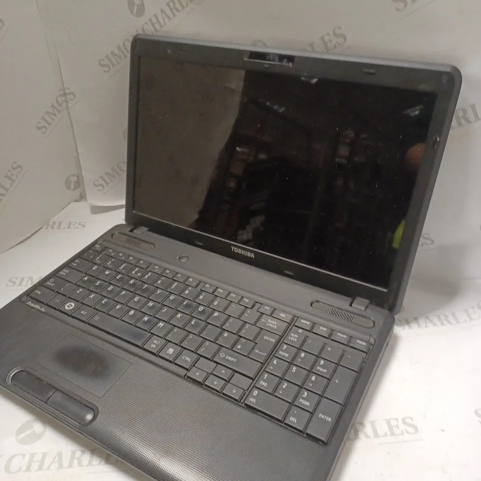 TOSHIBA C660-21F LAPTOP 