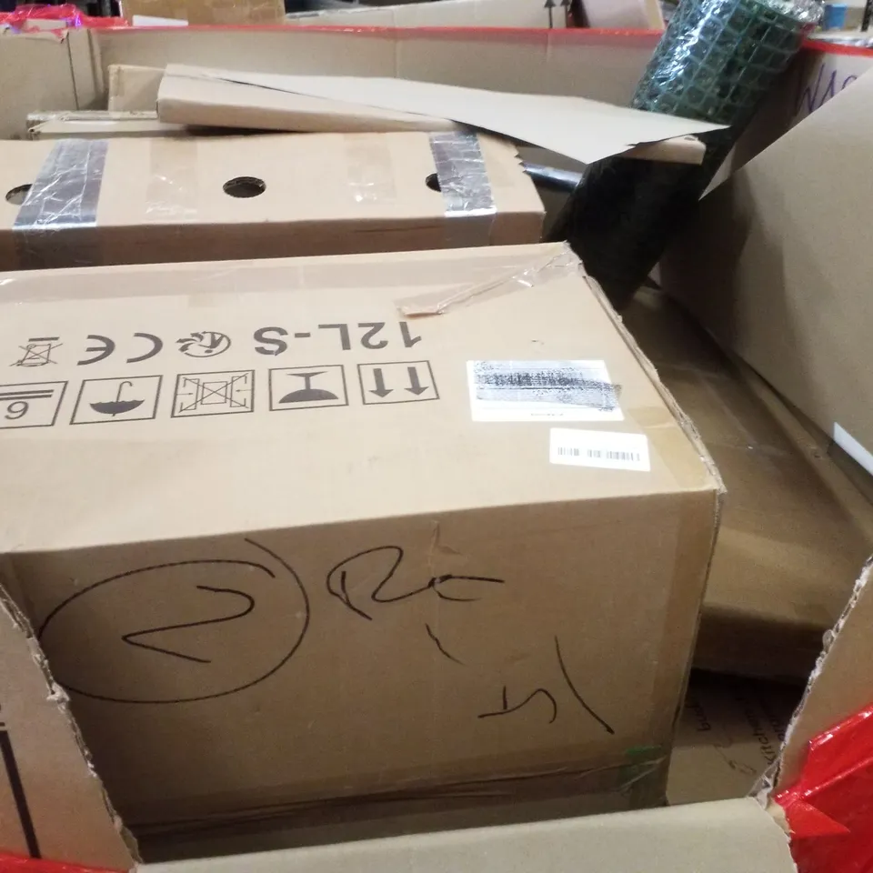 PALLET CONTAINING ASSORTED PRODUCTS INCLUDING KIDS SCOOTER, FOLDABLE PLAY MAT, INFRARED HEATING PANEL & WINDOW SQUEEGEE