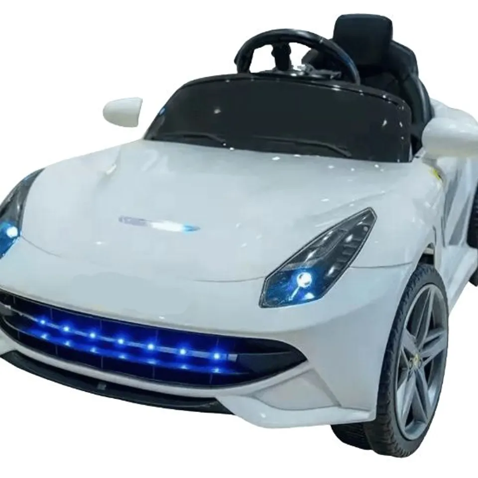 BRAND NEW BOXED KIDS FERRARI STYLED 12V RIDE ON CAR WHITE 