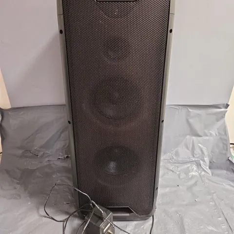 LENCO BLUETOOTH PARTY SPEAKER WITH FULL FRONT LIGHT ANIMATION