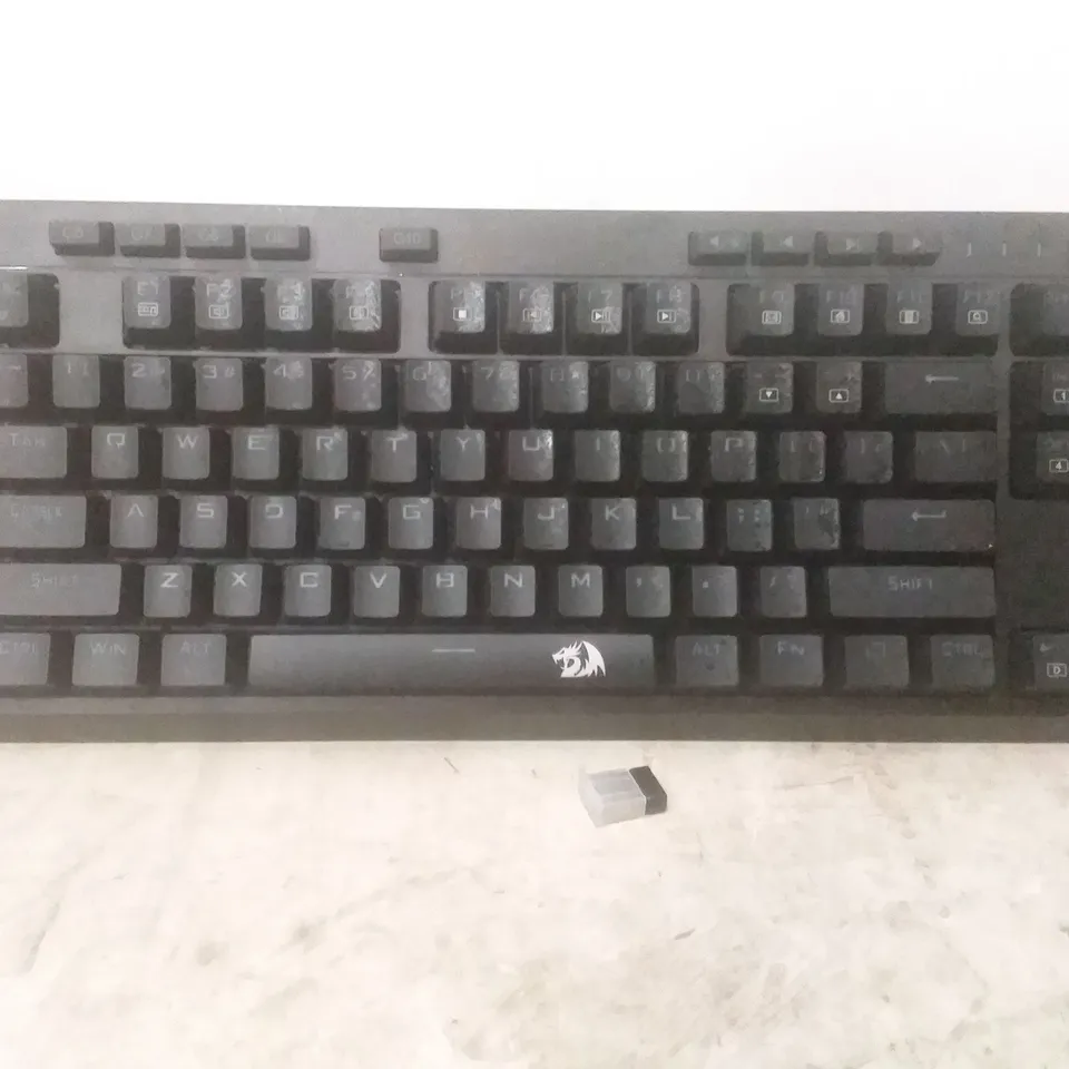 BOXED VISHNU WIRED & WIRELESS MECHANICAL KEYBOARD 