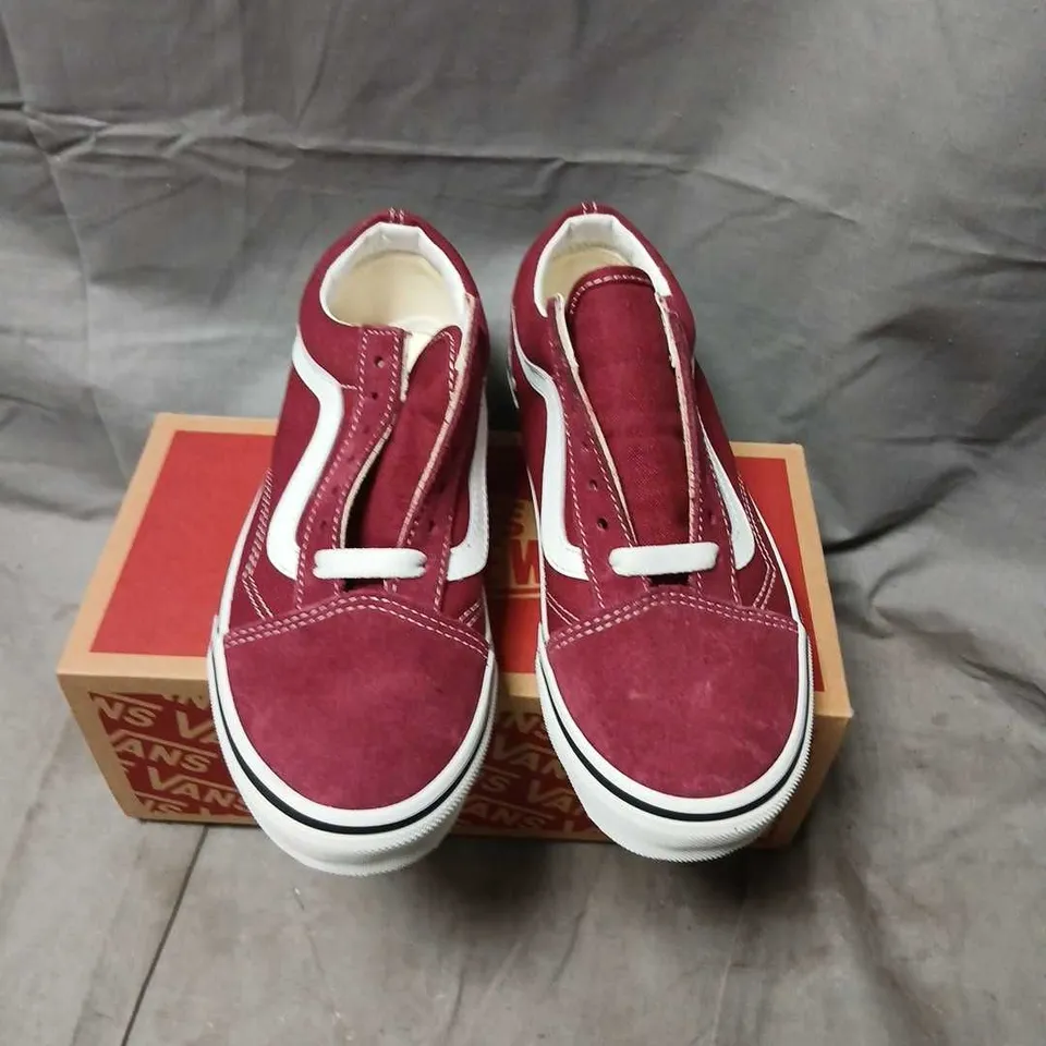 VANS OLD SKOOL COLOR THEORY RHODODENDRON – UK 3.5 (US MEN 4.5 / WOMEN 6.0)