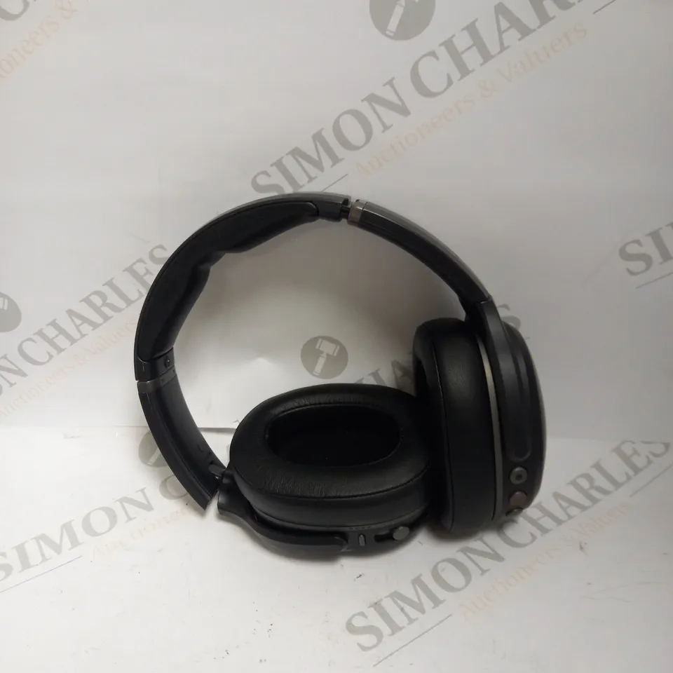 SKULLCANDY CRUSHER WIRELESS HEADPHONES 