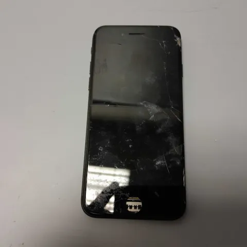 APPLE IPHONE 7 (A1778) SMARTPHONE