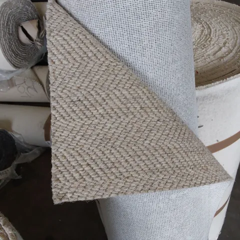 ROLL OF QUALITY LAKELAND WEAVE CARPET // SIZE UNSPECIFIED