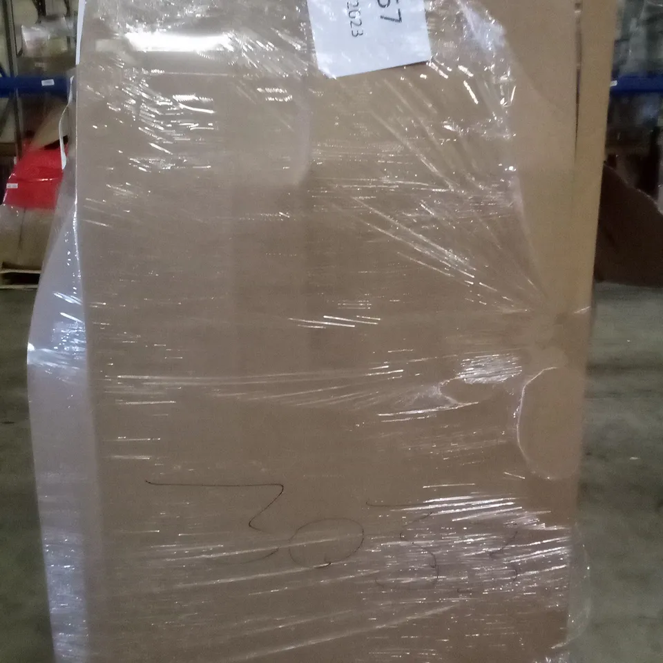 PALLET OF ASSORTED ITEMS INCLUDING OFFICE CHAIR, LED CEILING FAN, HOMIDEC DRYING RACK, FLOGUOOR CHAIR