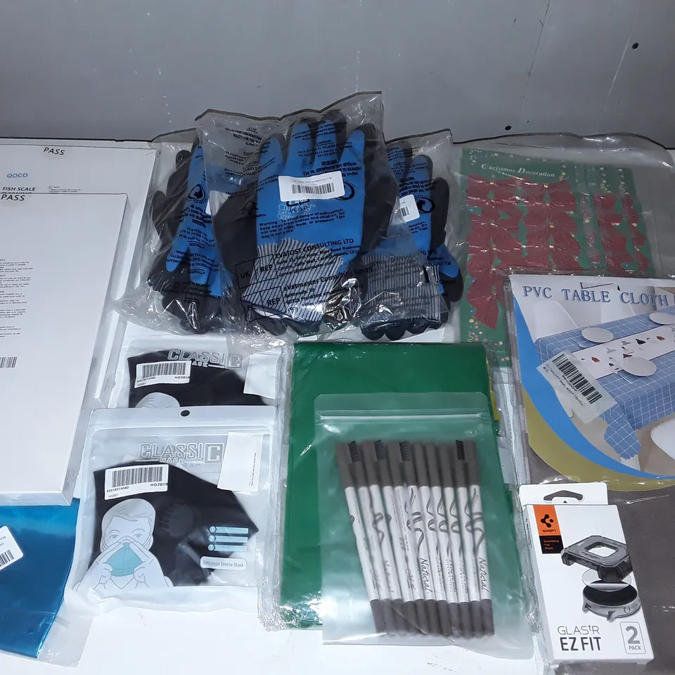 LARGE QUANTITY OF ASSORTED HOUSEHOLD ITEMS TO INCLUDE PIC TABLE CLOTH, EYEBROW PENCILS, FISH SCALE CLEANING CLOTHES AND HEAVY DUTY GLOVES