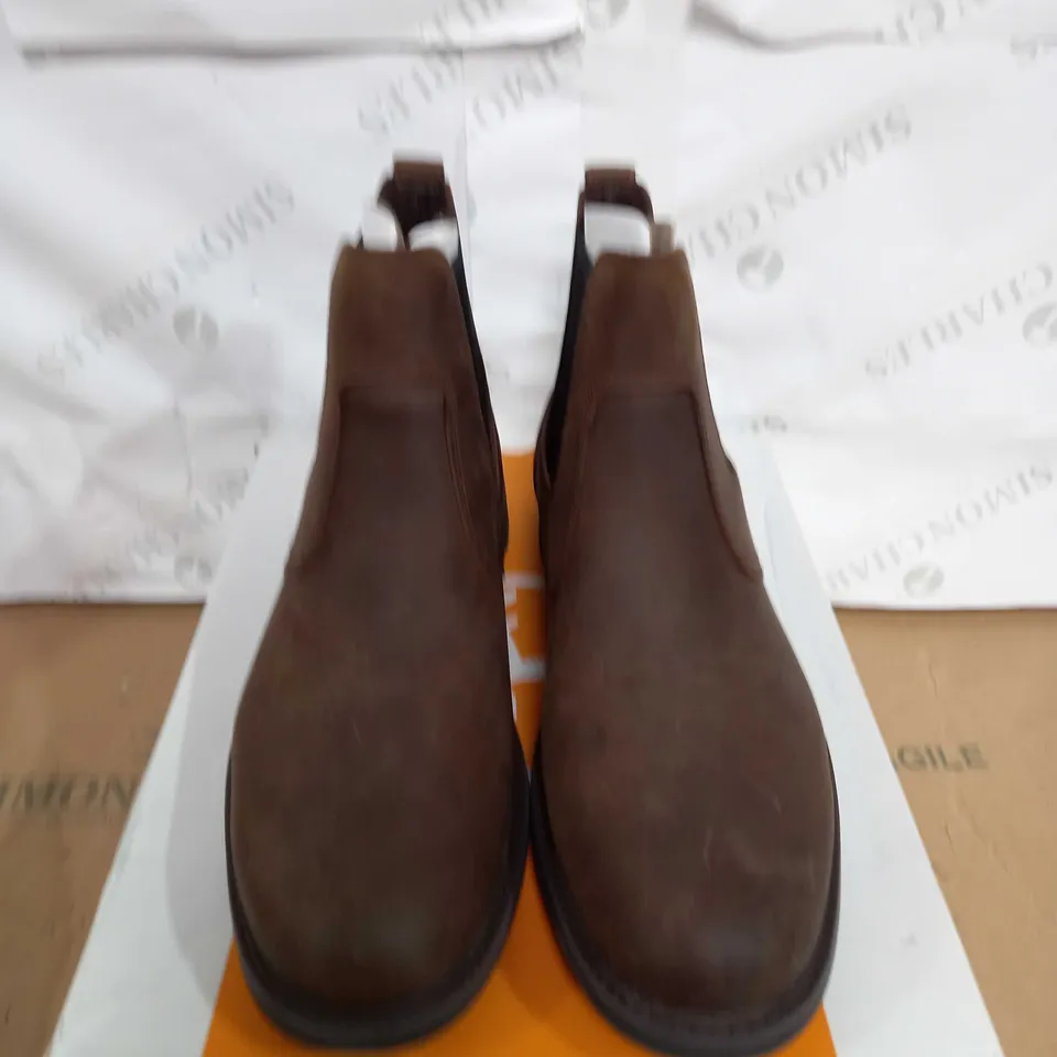 BOXED PAIR OF TIMERLAND BOOTS SIZE 10.5