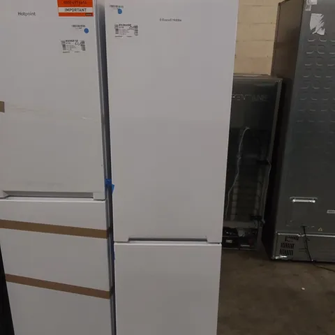 RUSSELL HOBBS RH180FFFF55W, 70/30 SPLIT 279L 180CM HIGH FREESTANDING FROST FREE FRIDGE FREEZER - UNPROCESSED RAW RETURN