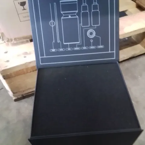 PALLET OF DIFFUSERS PACKAGING BOXES