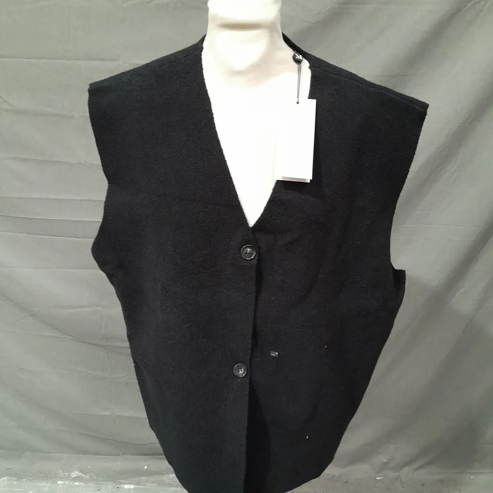 MINT VELVET BLACK TEXTURED WAISTCOAT - XL