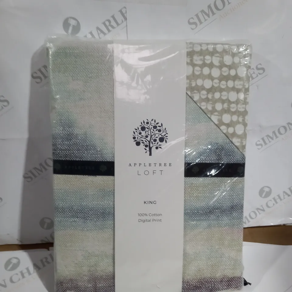 APPLETREE LOFT KING SIZE BEDDING AND 2 PILLOW CASES