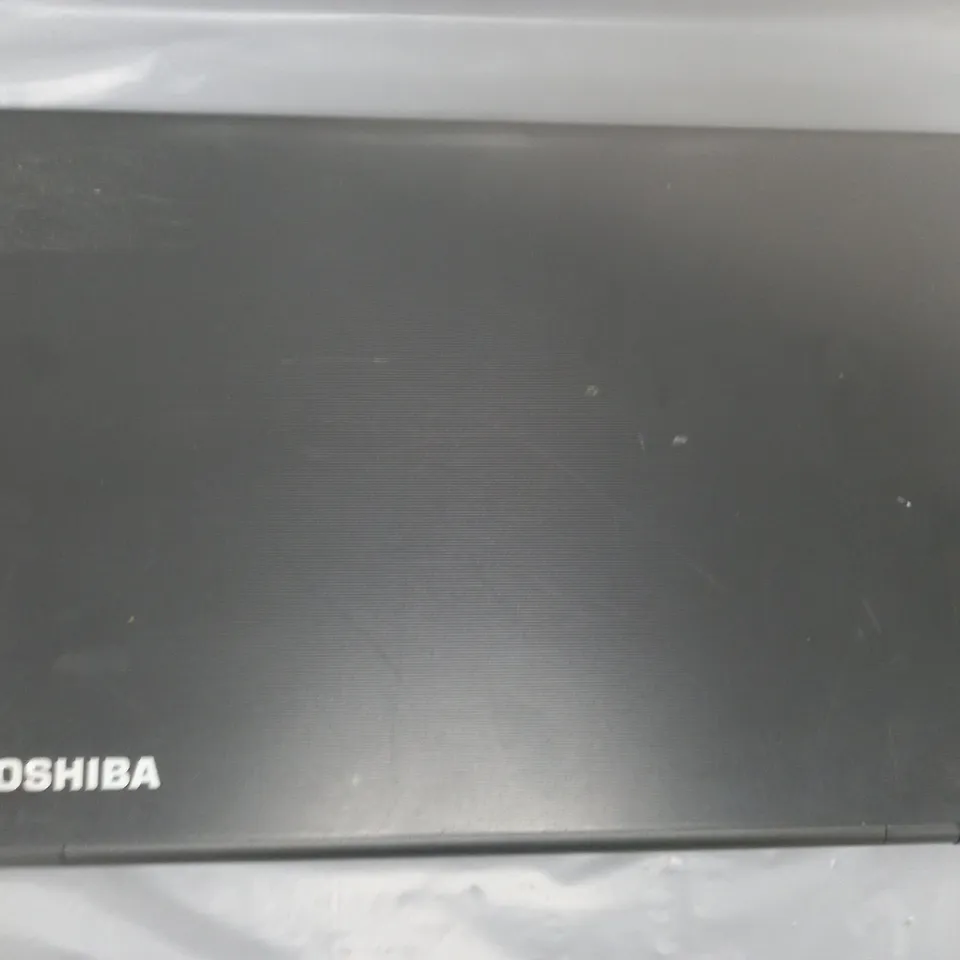 TOSHIBA SATELLITE PRO R50-B	15 INCH I3-4005U 1.70GHZ