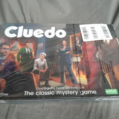 HASBRO CLUEDO CLASSIC, MODERN REFRESH