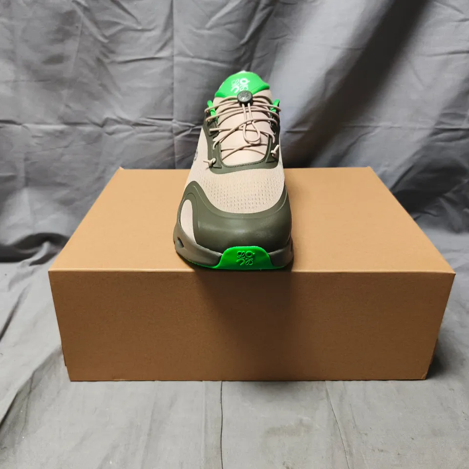 BOXED PAIR OF ON LOEWE CLOUDSOLO SHOES IN KHAKI GREEN/SAND/GREEN SIZE UK 12
