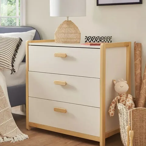 BOXED LUCY MECKLENBURGH PIXIE 3 DRAWER CHEST WHITE/NATURAL (1 BOX)