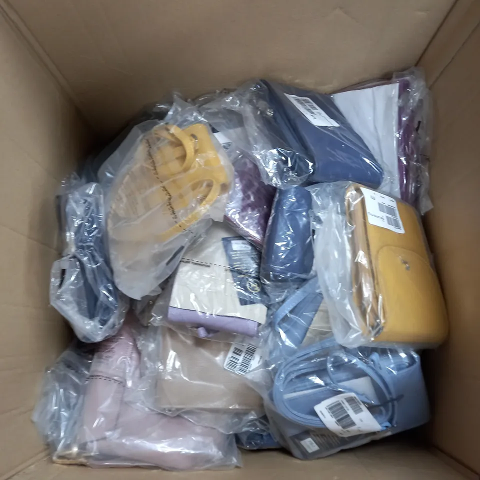 APPROXIMATELY 20 ASSORTED LADIES GENUINE LEATHER BAGS ASSORTED COLOURS AND SIZES