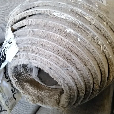 ROLL OF QUALITY TUDOR TWIST REGAL CHICKPEA APPROXIMATELY 6 X 5M