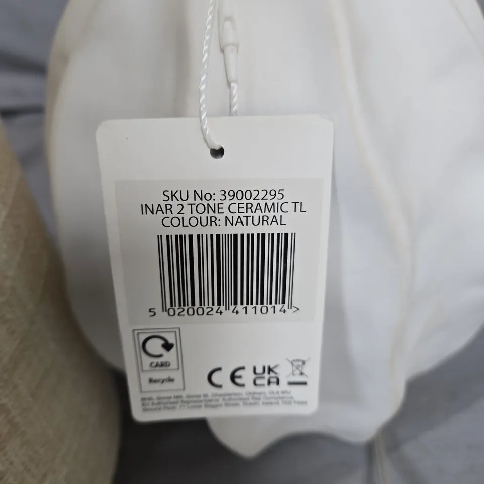 Inar 2-Tone Ceramic Table Lamp – Natural