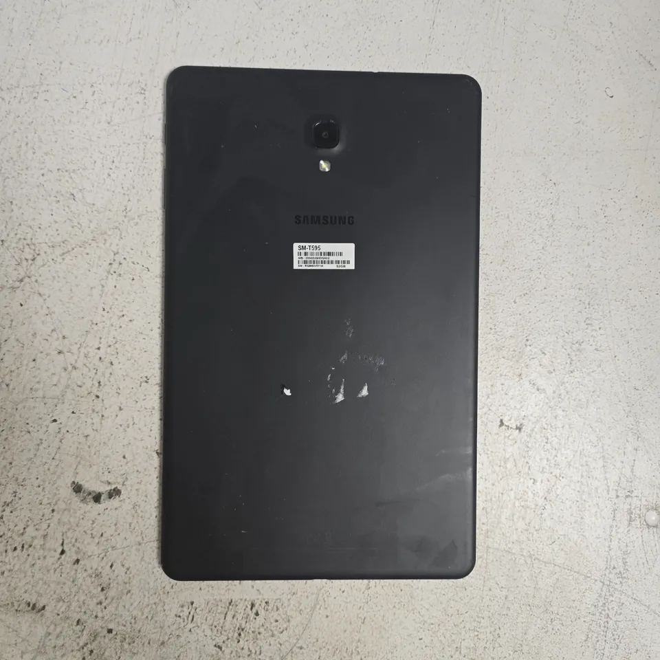 SAMSUNG GALAXY TAB A 10.1 SM-T595