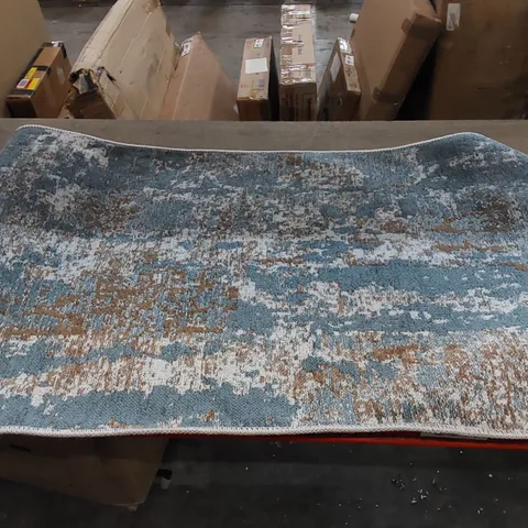 NK02 DISTORTION BEIGE BLUE RUG // SIZE: 75 X 150cm