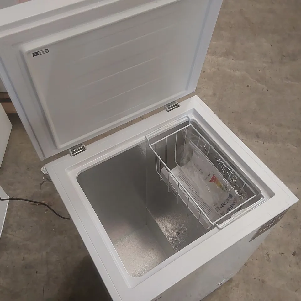 LOGIK L95CFW23 CHEST FREEZER - WHITE